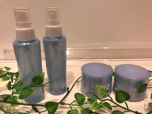 スノーモイスチャー「ふわっ、とろっ」新感覚の美白オールインワン☆セルレで89%OFF~♪