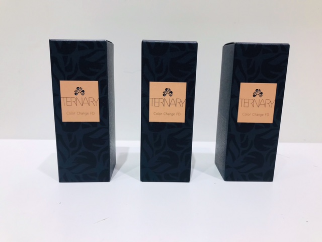 自分の肌の色に『色が変わる』ファンデーションがついに誕生☆クレンジング不要・洗顔で落ちるターナリ―T カラーチェンジライトタッチファンデーションがセルレに入荷!!