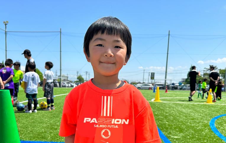 【1回1,500円】ピエリ守山★★毎週日曜9時から園児〜低学年★親子でキッズサッカースクール|サルンボフットサル|滋賀県守山市