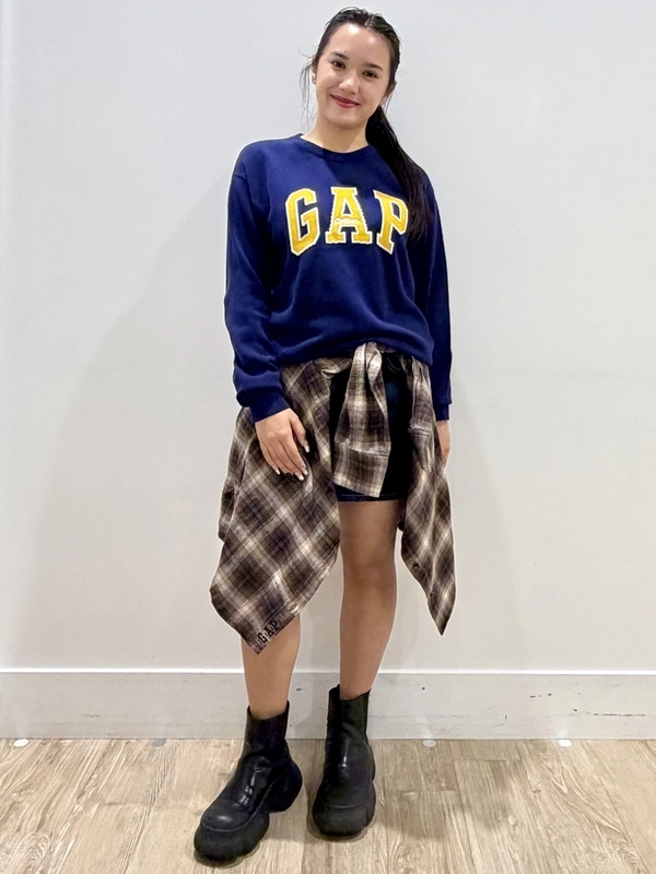 【GAP】大人気　LOGOセーター