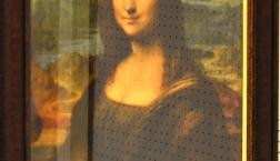 世界で1番有名「モナ・リザ」はいつも微笑んでいます!目で見て絵画はご購入を！貴方も、いつも微笑みを絶やさないでね！