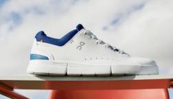 【 驚きの軽さ 】普段履きに最適！人気のオールホワイトスニーカー