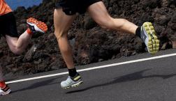 【新作情報】弾むような履き心地のランニングシューズ！