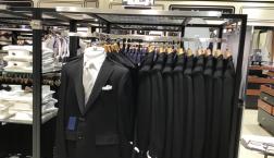 スーツとセットでブラックフォーマルスーツが半額に！？