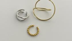 【CONNY】人気のEAR CUFFのご紹介