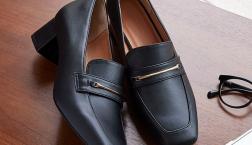 【新作商品入荷】ウィメンズ　らくっションヒールローファー