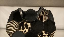 【アニマルパッチワークバッグが入荷しました♪】