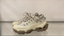 【NIKE/モダンアウトドアスニーカー】が入荷しました♪