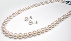 ◆宝石の豆知識◆　パール（真珠）について