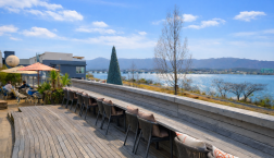 晴れた日はテラス!